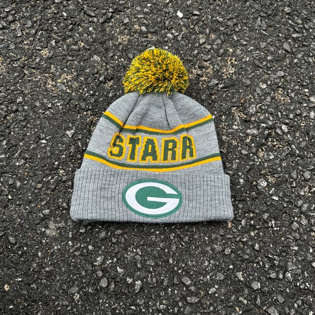 vintage mitchell&ness green bay beanie