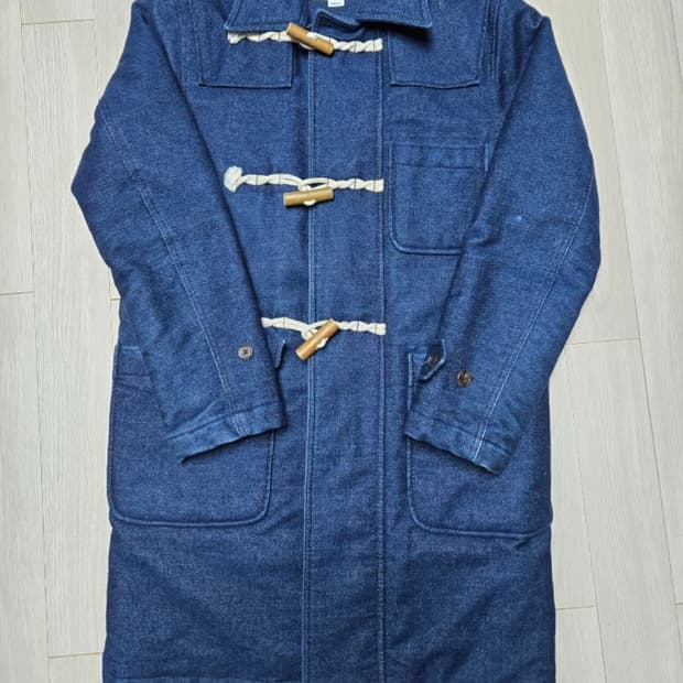 이스트로그 더플코트