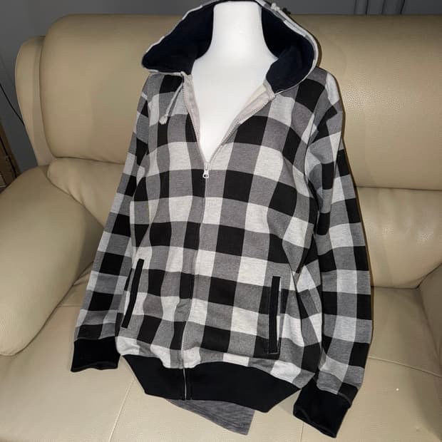 check pattern hood zip-up