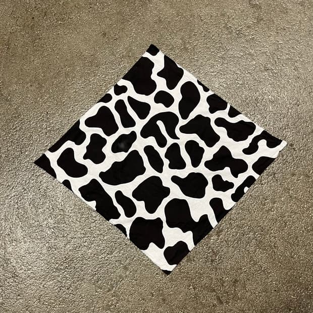 빈티지 카우 프린트 반다나