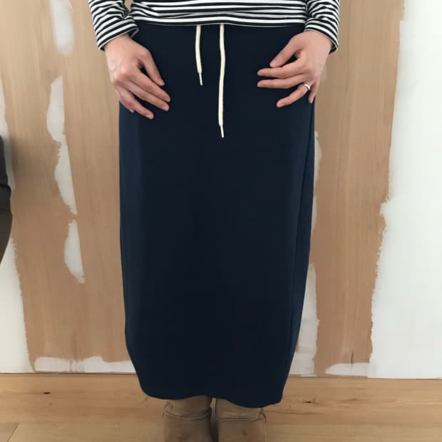 vintage navy skirt (free)
