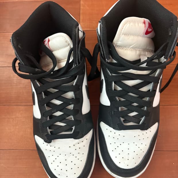 나이키 덩크 하이 범고래 블랙/화이트 색상