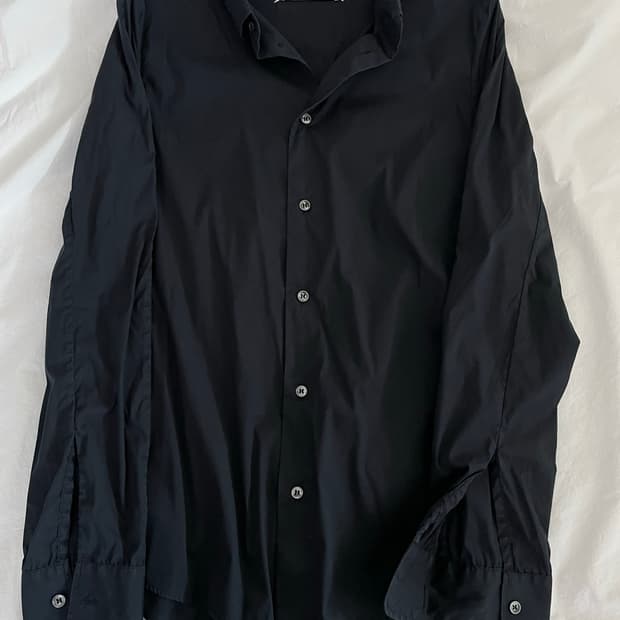 마르지엘라 블랙 셔츠