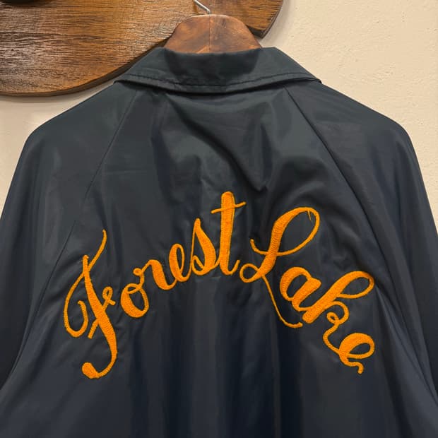 (L) 8-90s USA Auburn Coach Jacket