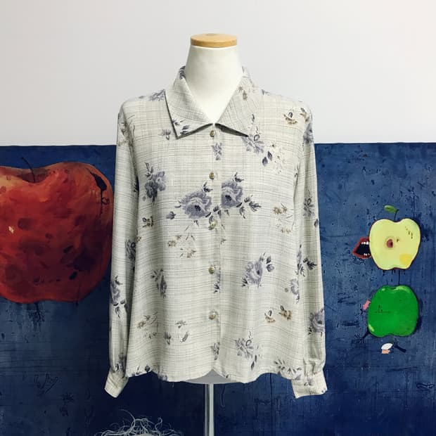 B3) Japan Vintage Blouse 