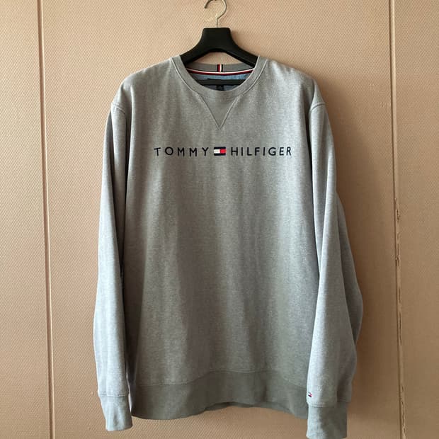 타미힐피거 맨투맨 그레이 정품 프리사이즈 
