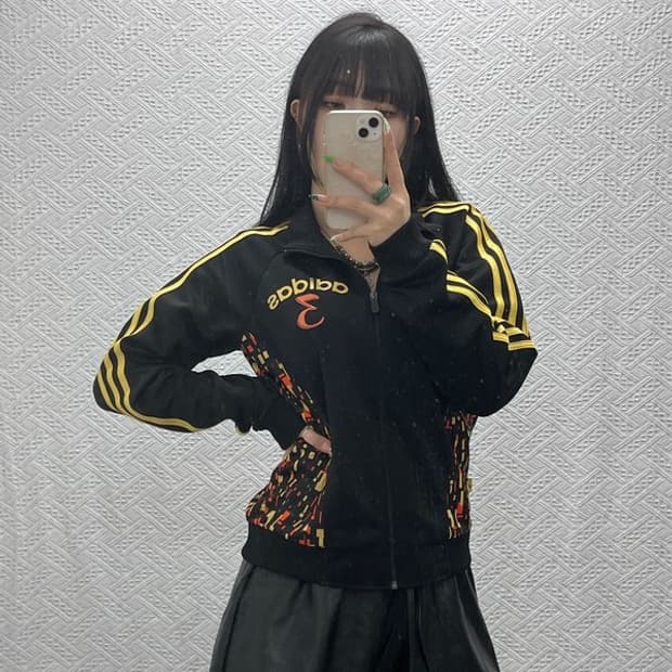 아디다스 키치 픽셀 그래픽 패턴 져지 집업 95 C09262