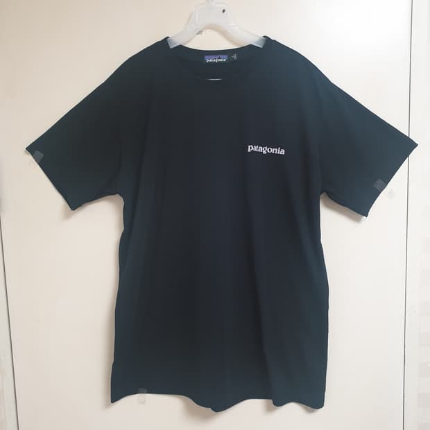[여성] 파타고니아 블랙 반팔티 L