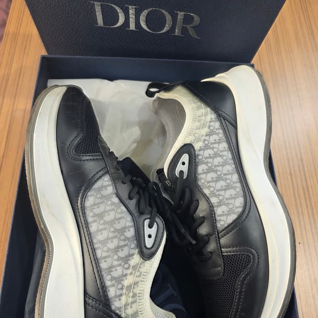 디올 B25 러너 스니커즈 블랙 스웨이드 화이트 41.5사이즈