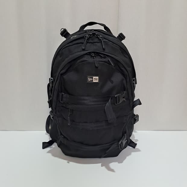 (택포) 뉴에라 블랙 캐리어 백팩 592