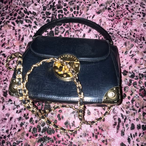 오네갸루깔 메트로시티 금장 백