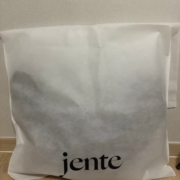 급처) 르메르 크루아상백 라지(다크브라운) 판매합니다.