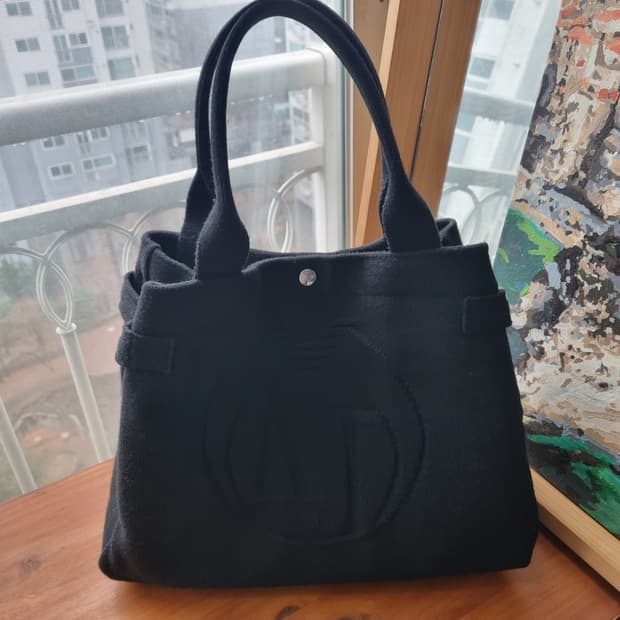 Armani Jeans 블랙 니트 가방