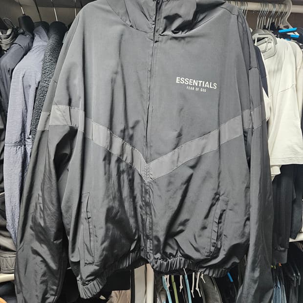 Fear of God Essentials 바람막이 XL