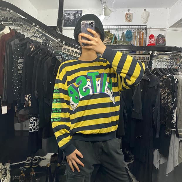 Fits-B 레터링 프린팅 리버시블 맨투맨