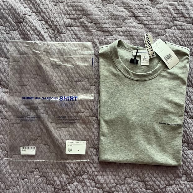 [L]25ss 꼼데가르송셔츠 반팔 티셔츠 그레이 새상품