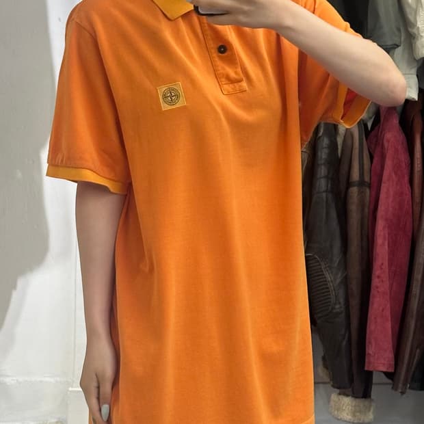 스톤아일랜드 피그먼트 오렌지 반팔 카라티