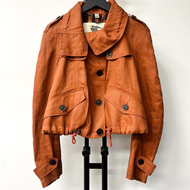 버버리 러스트 오렌지 숏 트렌치 자켓