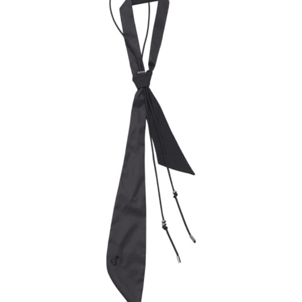 오호스 블랙 넥타이 시세 얼마인가여