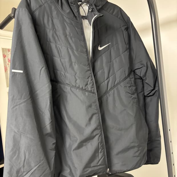 나이키 에어로로이어 