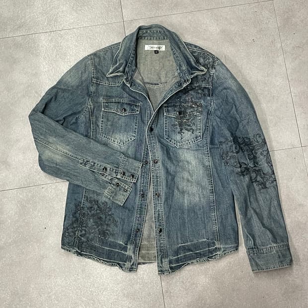 Growth by in the attic 인 더 애틱 오리엔탈 데님 셔츠