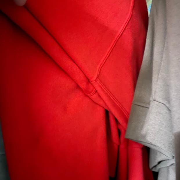 77c 클라우드 후디 레드 L