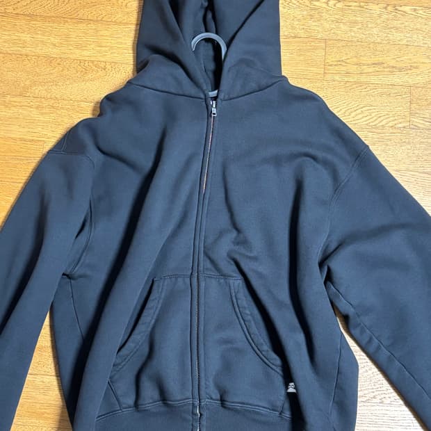 akimbo club faded black zip-up/L