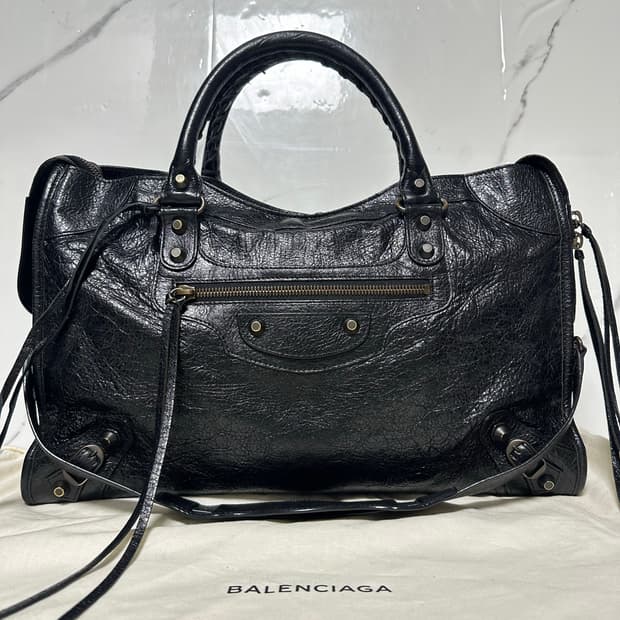 [A+ 정품] 발렌시아가 시티 모터백 미디움 블랙