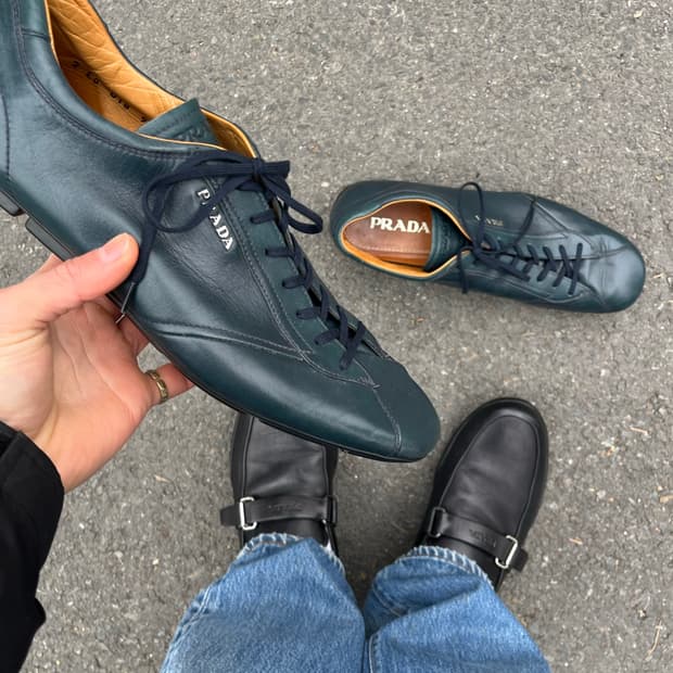 Prada Leather Flat shoes