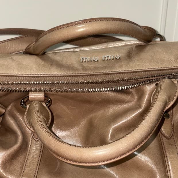 미우미우 빈티지 베이지 리본 사첼백