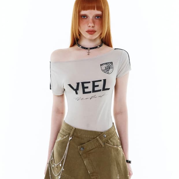 Yeel 오프숄더 티셔츠