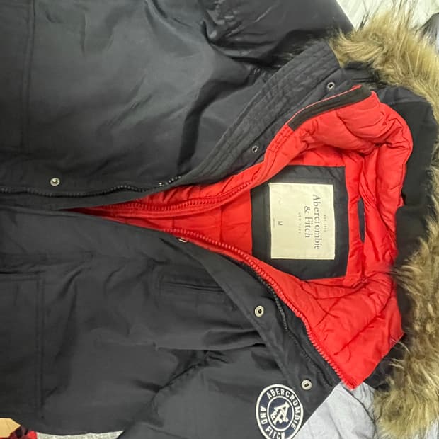 아베크롬비 패딩