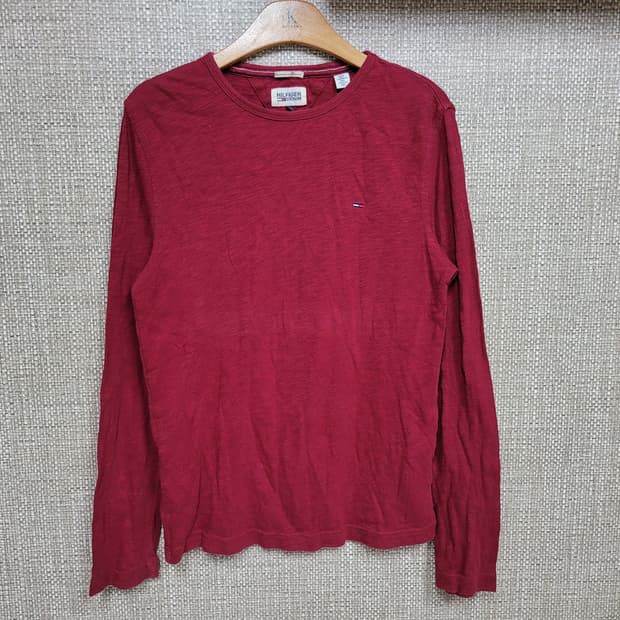 M사이즈 타미힐피거 긴팔 티셔츠