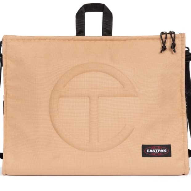 [판매]TELFAR X EASTPAK 크로스백 텔파 쇼퍼