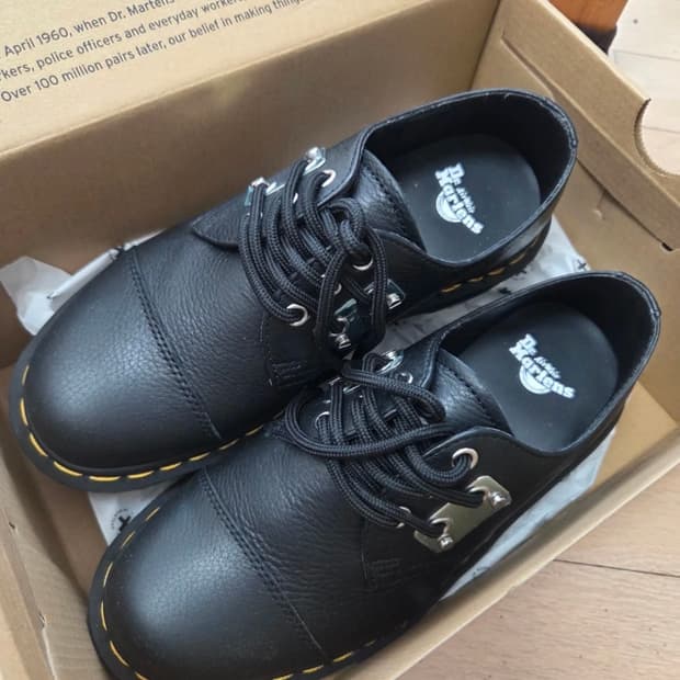 닥터마틴 1461 루나 새상품 240
