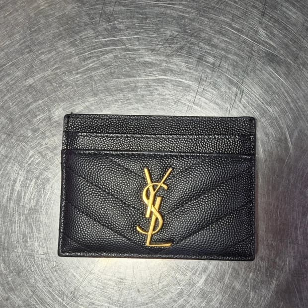 [정품] 생로랑 캐비어 금장 쉐브론 카드지갑  YSL