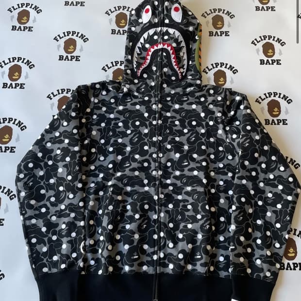 베이프 도트 카모 샤크후드