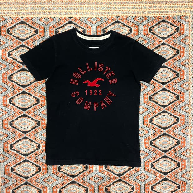 홀리스터 스펠로고 블랙 반팔티셔츠 여성S