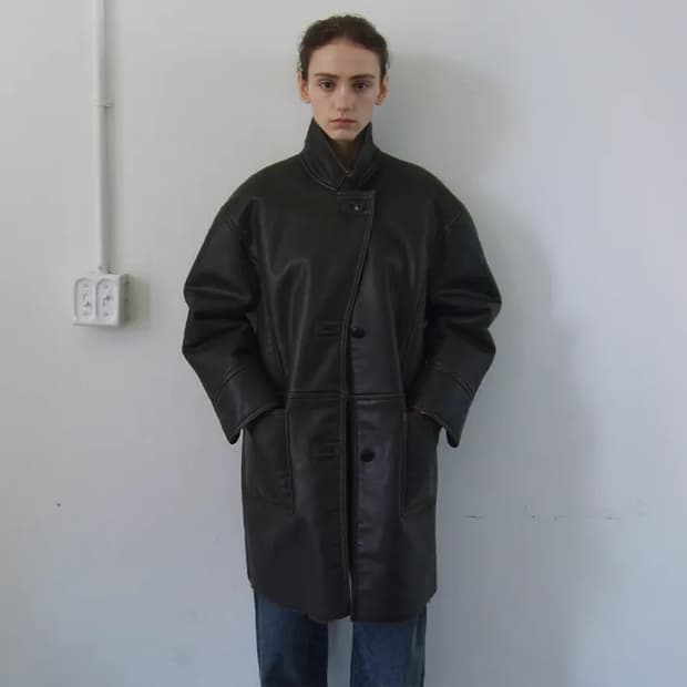 엔오르 무스탕 코트