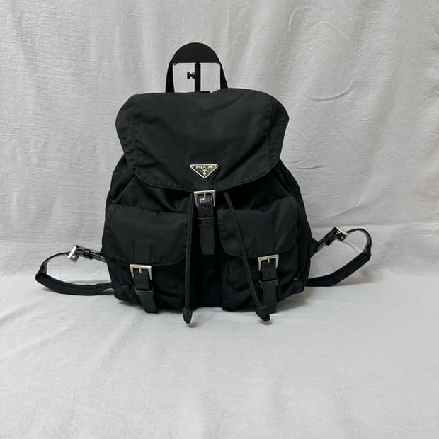 프라다 투포켓 포코노 나일론 백팩 미디엄