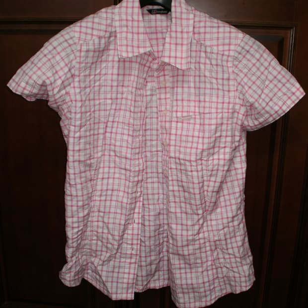 핑크 반소매 셔츠