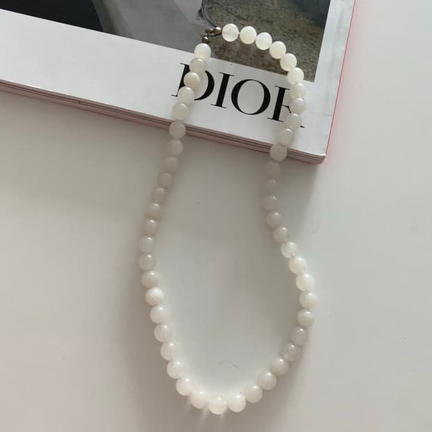 밀크 스톤 목걸이 y2k