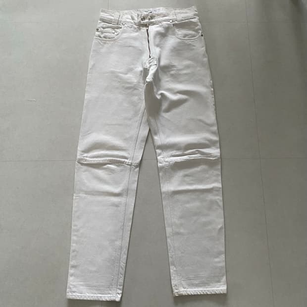 [32] GmbH 20SS 프론트 집 바이커 데님 화이트