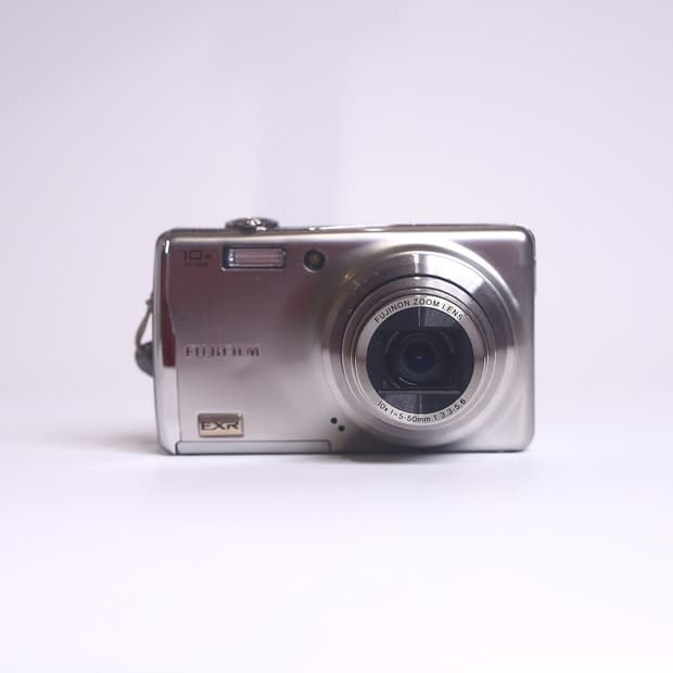 후지필름 파인픽스 F70 EXR 실버 (이체 시 할인)