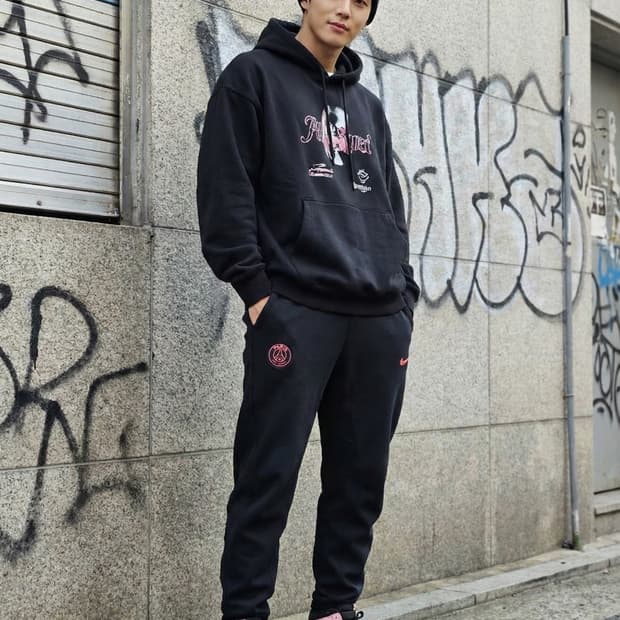 나이키 x PSG 파리 생제르망 테크팩 조거 팬츠