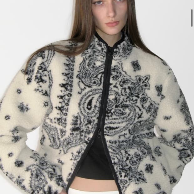 썬번프로젝트 Paisley Fleece Zip-up 플리스 집업