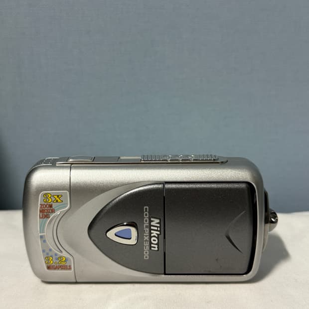 【기간한정가격】니콘 쿨픽스 nikon coolpix 3500