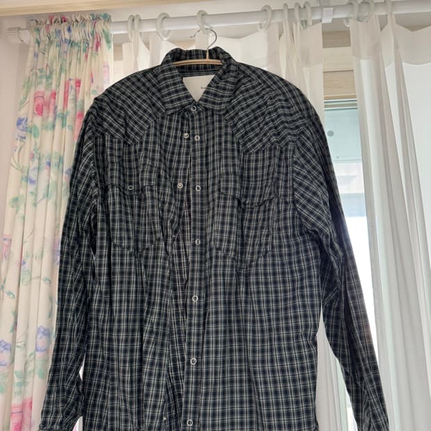 던스트 체크셔츠