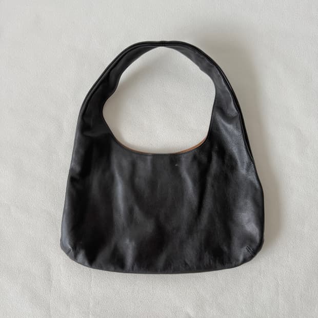 파사드패턴(FACADE PATTEN) 레더 숄더백