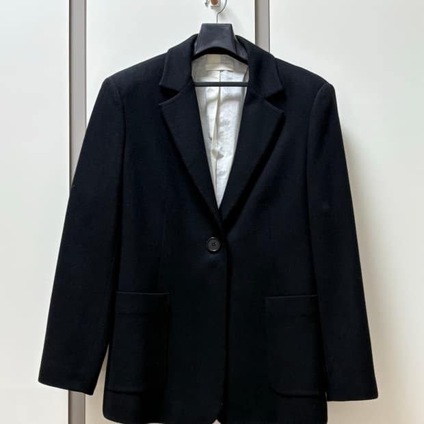 AMOMENTO Jacket Black